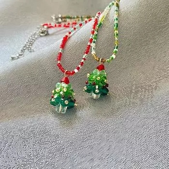Ожерелье в виде рождественской елки для женщин, ручная работа, красно-зеленая цепочка с бисером на ключице, ожерелья с подвесками из кристаллов, украшения для вечеринок, женские подарки, колье-чокер