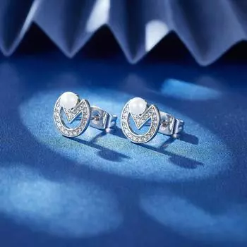 Pac-Man Stud Earring Unique Platinum Pearl Stud Earrings for Women платиновый