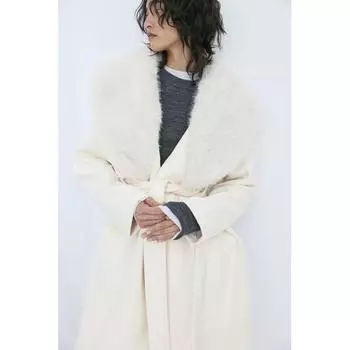 Пальто HM Fluffy Collar Кремовое