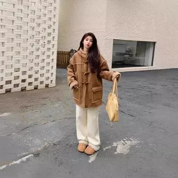 Пальто из искусственной замши и овечьей шерсти с капюшоном, женское зимнее новое, с мехом, интегрированным флисом, утолщенное пальто с роговыми пуговицами S верблюд