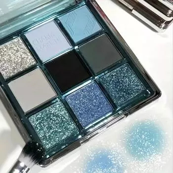 Палитра теней для век Blue Sky, матовая поверхность с перламутровым блеском, водостойкая и устойчивая к поту, стойкий макияж, синий и темно-серый дымчатый макияж разноцветный