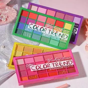 Палитра теней для век с 24 яркими, высокопигментированными оттенками для повседневного макияжа. Подходит для всех тонов кожи, как для новичков, так и для профессионалов. зелёный