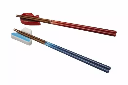Палочки для еды Le Creuset, 2 шт., хороший набор палочек для еды, вишнево-красный, морской, синий, сделано в Японии, свадебный подарок, подарок на новоселье, японский [Авторизованный