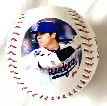 Памятный мяч Shohei Otani Aaron Judge Showdown MLB 2024 World Series [Предмет] белый