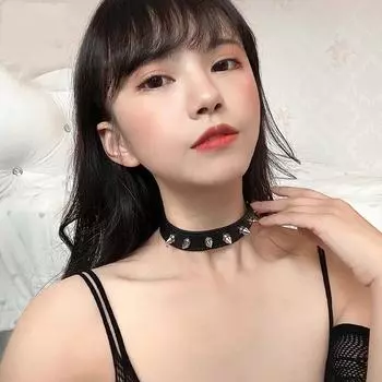 Панк заклепки женские черные металлические пряжки PU кожа металлический шип ожерелье ювелирные изделия ключица цепь чёрный