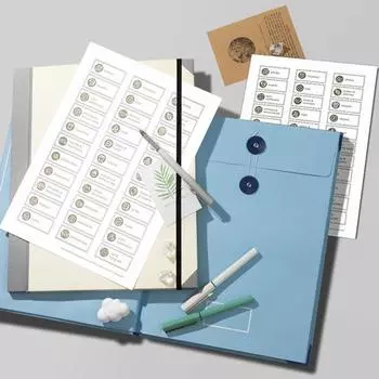 Папка-регистратор из окрашенного льна с документами Данные Нарисованные от руки этикетки Крафт-конверты Передняя часть розовый