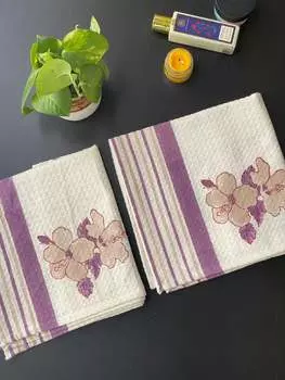 Пара хлопковых полотенец для рук с блочным принтом