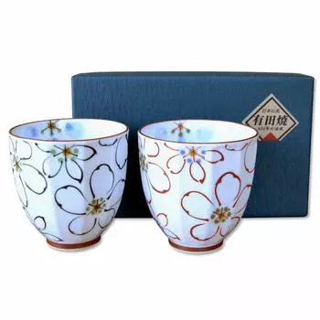 Пара подарочных чашек Arita ware Ayaka, пара подарочных чашек, подарок, в коробке, стильный, чашка, в коробке, завернутый,