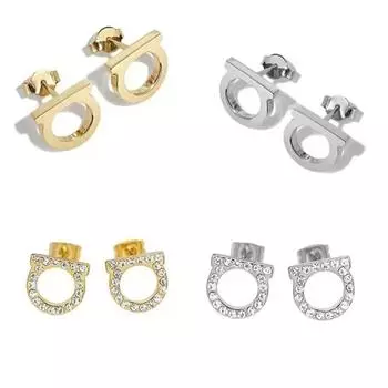 Пара простых и роскошных серег из нержавеющей стали с инкрустацией из циркония в виде буквы D, подходящих для повседневного ношения девушками.