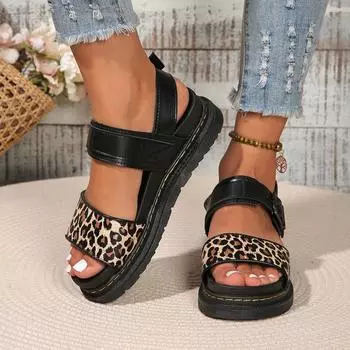 Пара женских сандалий с пряжкой на толстой подошве, однотонных, большого размера, новинка 2024 года, пляжная обувь 35 цветной печати леопарда