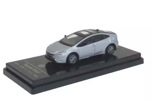 PARAGON PARA64 Toyota Prius 2023 Cutting Edge Silver RHD Готовый продукт 1/64