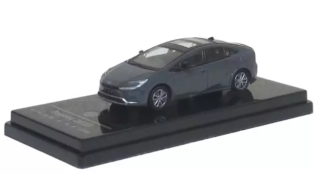 PARAGON PARA64 Toyota Prius 2023 Guardian Gray RHD Совместимая модель мини-автомобиля Toyota 1/64