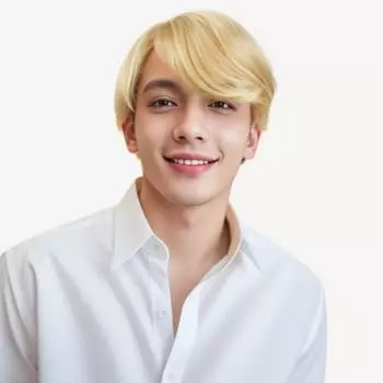 Парик мужской светло-золотой волокнистый механизм косая челка короткие волосы головной убор поддержка