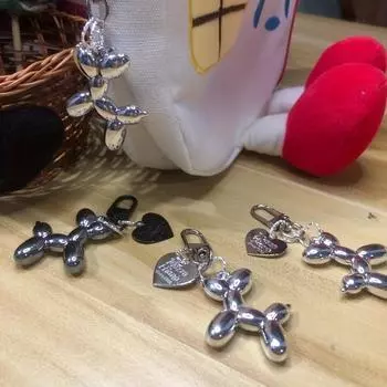 Парные брелки для ключей для его и ее автомобиля/сумки, милый брелок для ключей с изображением щенка, подвесной декор, брелок из нержавеющей стали в виде лапки любви, подарок для пар чёрный