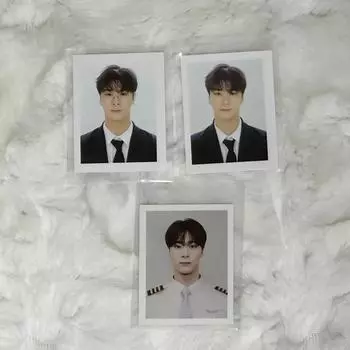 Партия из 3 фотографий сертификации Astro Moonbin