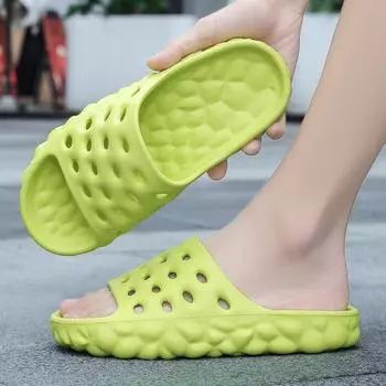 Пары наступают на дерьмо, чувствуя себя как дома, одно слово, перетаскивание, летние новые полые дышащие тапочки, трендовая обувь для отдыха на открытом воздухе, пляжная обувь 36 чёрный