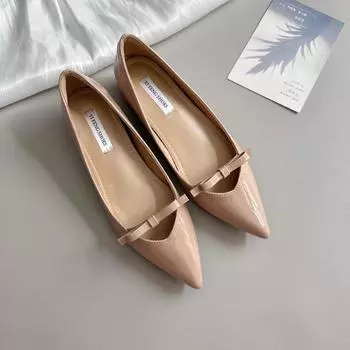 Patent leather bow pointed V mouth flat sole shoes women s spring senior sense gentle and versatile evening shoes 35