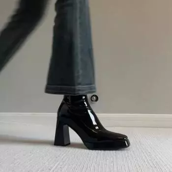 Patent leather thick-soled high-heeled shorty Le short boots women s British wind waterproof table square head rear zipper thin boots 35 чёрный