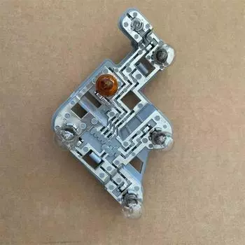 Патрон лампы для Mercedes-Benz W204 C-Class Задний левый фонарь A2048201500