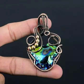 Павлин Аура Друзы Драгоценный камень ручной работы из чистой медной проволоки Ювелирный кулон для женщин 2.56 Inches зелёный