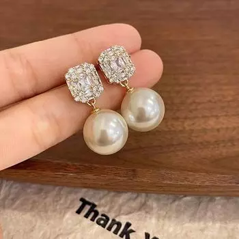 Pearl Earrings Special-Interest Design Accessible Luxury Fancy Earrings 2025 New Arrival Best Selling Trendy Elegant Earrings Eardrop Women Zircon Pearl Earrings