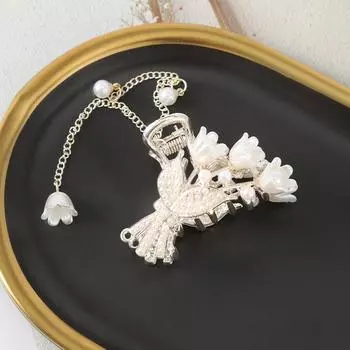 Pearl Lily Of The Valley Tassel Small Clip Hair Claw Mother s Day Gift Hair Accessories Hair Crab Clip For Women Hairpin Clamps