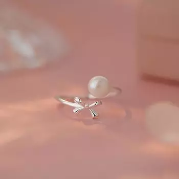 Pearl Ring Women 2025 New Niche Design High Sense Bow Open Ring Light Luxury All-Match Silver Jewelry Silver [S925 Silver]] Opening adjustable