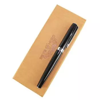Перьевая ручка Gullor Deluxe Hero Medium Art Nib черного цвета поставляется в оригинальной коробке.