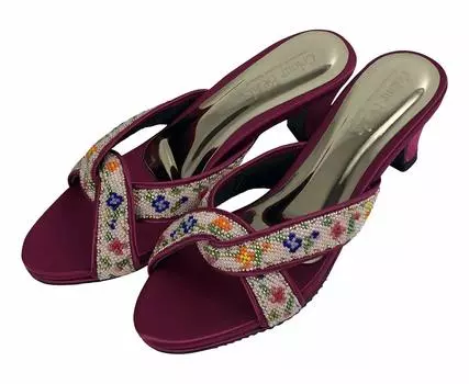 Перанаканские традиционные сандалии с вышивкой бисером, размер 5 2E B-6 (23.5cm) чёрный