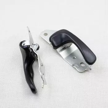 Передняя и правая внутренняя внутренняя ручка двери для HYUNDAI H1 Starex 1998-2007 826104A000 826204A000