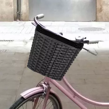 Передняя корзина для велосипеда — элегантный вариант для хранения вещей для городских велосипедистов серый