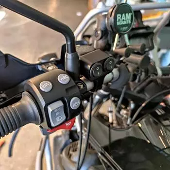 Переключатель фар мотоцикла руль 7/8 дюйма 22 мм Двойные кнопки управления мигалкой Переключатель динамика 12 В Переключатели прожекторов Универсальный