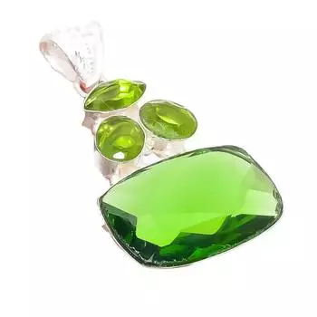 Peridot Gemstone Handmade 925 Sterling Silver Jewelry Pendant 2.09 AH-5245 2.17 зелёный
