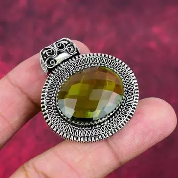 Peridot Jewelry, 925 Solid Sterling Silver Gemstone Pendant, Handmade Pendant, For Wedding Gift 1.57 Inches зелёный
