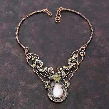 Перламутровое ожерелье, медная проволока, обернутая драгоценным камнем, регулируемое ожерелье, уникальное ожерелье ручной работы, медная проволока, ювелирное изделие, подарок для мамы