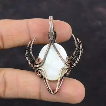Перламутровый кулон Кулон из медной проволоки Медные украшения ручной работы Подвески в форме лица быка Подвеска из драгоценного камня для подарка Ювелирные изделия из проволоки