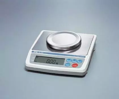Персональные электронные весы EK120i