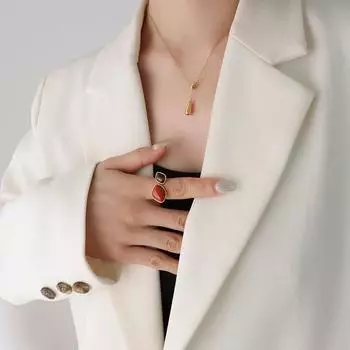 Персональный тренд, подвеска в виде капли воды, скользящее ожерелье с бахромой для женщин, титановая сталь, покрытая золотом 18 карат, универсальная цепочка на ключицу