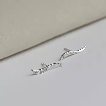 Personalized Full Diamond S-Shaped Curve Stud Earrings Niche Simple Daily Versatile Geometric Linear Leaf Earrings copper (with ear plugs)