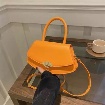 Персонализированная фактурная маленькая женская сумка в иностранном стиле 2024 года, модная однотонная сумка-мессенджер для поездок на работу и учебы чёрный