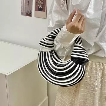 Персонализированная и креативная сумка женская 2024 новая модная цветная плетеная сумка-мессенджер через плечо ручная сумка чёрный