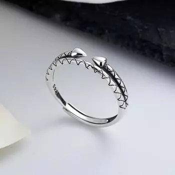 Персонализированное кольцо со стрелой из стерлингового серебра