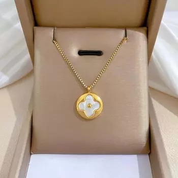 Персонализированное ожерелье Lucky Grass из титановой стали в минималистском стиле с красной цепочкой на ключицах для женщин с четырьмя листами клевера золотой