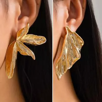 Персонализированные ретро 3D цветочные серьги: Нестандартный дизайн металла pair 3386 золотой