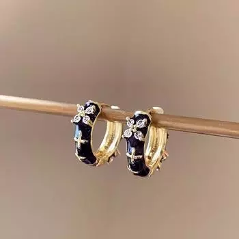 Персонализированные серьги Flash Diamond с черной эмалью, женские серьги-гвоздики Niche Design Light Luxury, серьги-гвоздики Temperament