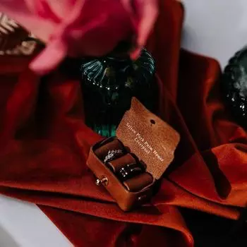 Персонализированный чехол для обручального кольца для собак, кожаный ошейник, коробка для кольца, для предложения о свадьбе с домашним животным, подарочная коробка для кольца Silver Text