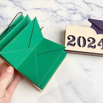 Персонализированный держатель подарочной карты на выпускной, 12 слотов, деревянная коробка для карт, книга памяти, подарок на выпускной в средней школе чёрный