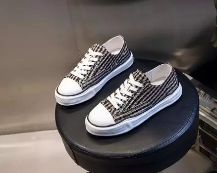 Первый слой свиной кожи внутри повседневные одинарные туфли весна и лето 2025 новые спортивные туфли на плоской подошве женские кроссовки для бега дышащие белые туфли 35