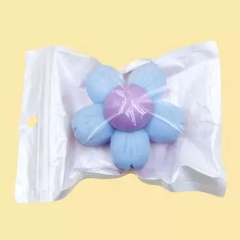 Pet Toys Petal Spinning Balls Licky Licky Mint Balls Cat Toys