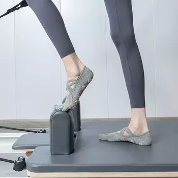 Piano 2024 New Arrival Yoga Socks Non-Slip Finger Socks Pilates Indoor Sports Hard-Wearing Spring and Summer Cross Belt Grey